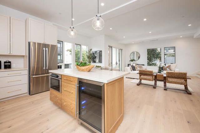 782 Elm Street, San Carlos CA: https://media.crmls.org/mediaz/b5fbc2f7-9cdb-4131-9e8d-24952e8bdb24.jpg