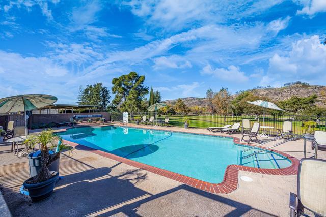 4650 Dulin Rd, Fallbrook CA: https://media.crmls.org/mediaz/b5fc2fa6-a7e8-4090-879d-0a04d28f7d20.jpg
