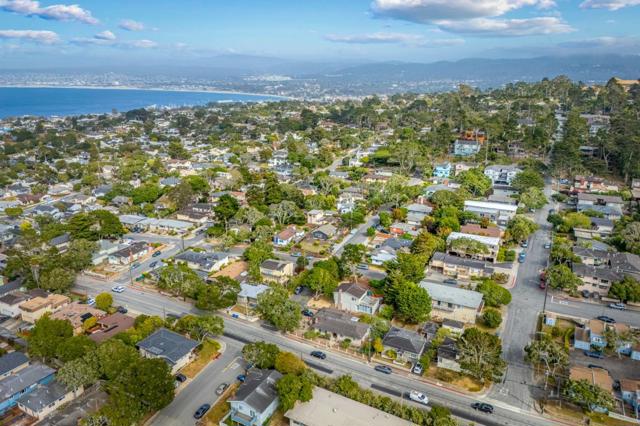 881 Terry Street, Monterey CA: https://media.crmls.org/mediaz/b5fc4e5a-0856-451c-9783-e4df2153ee55.jpg