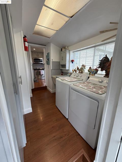 2821 Ponderosa Drive, Concord CA: https://media.crmls.org/mediaz/b5fccecd-3fee-421d-823d-972efa7ed66f.jpg
