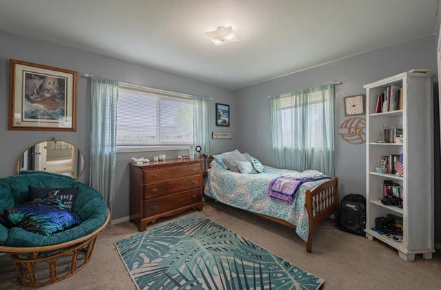 914 Junipero Way, Salinas CA: https://media.crmls.org/mediaz/b5fce69a-0a4f-487e-b136-0173f5848018.jpg