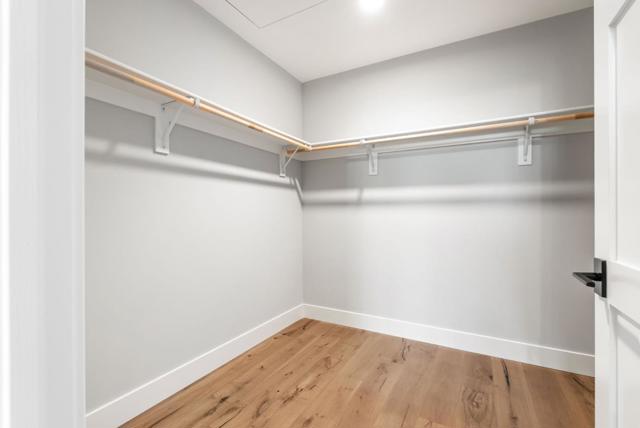 231 Hope Street, Mountain View CA: https://media.crmls.org/mediaz/b5fef061-c301-453c-9cca-80bf058f0874.jpg