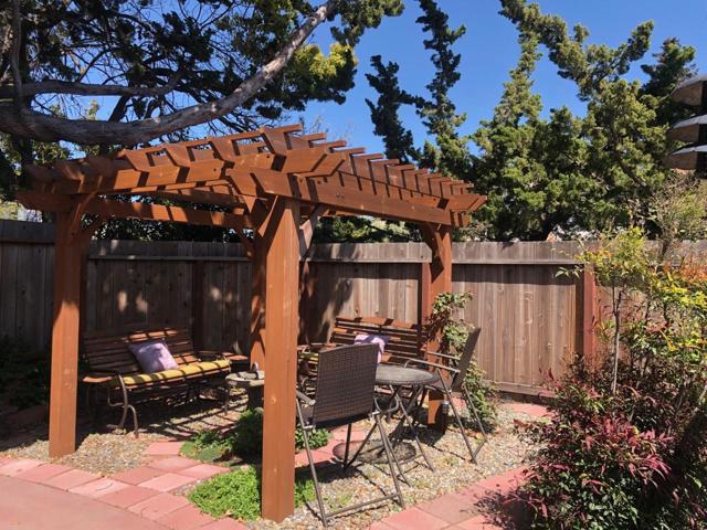 1115 Sunnybrae Boulevard, San Mateo CA: https://media.crmls.org/mediaz/b5ff33c1-4833-4bc4-a234-875cefa96a40.jpg
