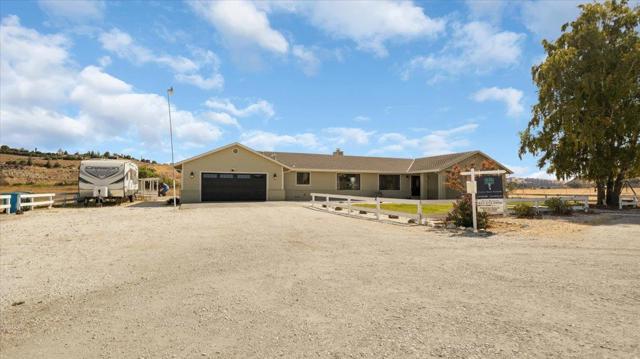 Image 2 of 49 For 352 Cowden Road