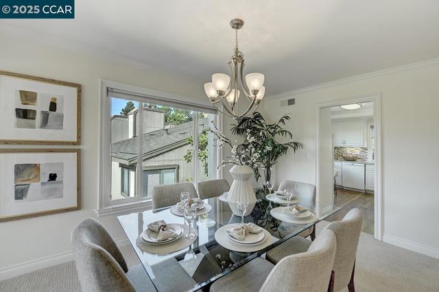 3258 Rossmoor Pkwy, Walnut Creek CA: https://media.crmls.org/mediaz/b60089b7-fdd9-471b-804a-cd4977ea4a30.jpg