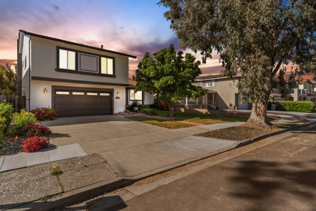 433 Hyde Park Drive, San Jose CA: https://media.crmls.org/mediaz/b60092d9-ac94-40dc-a4d3-4d6228cb7284.jpg