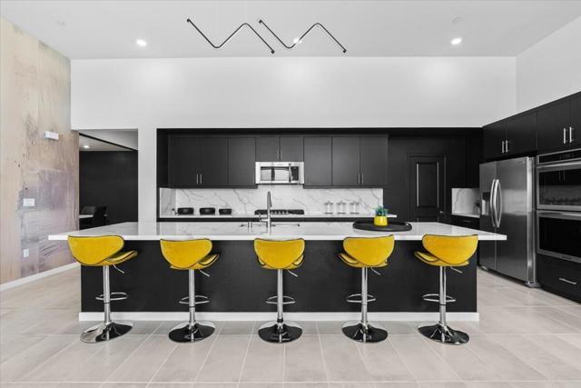 211 Mustang Lane, Palm Springs, CA 92262