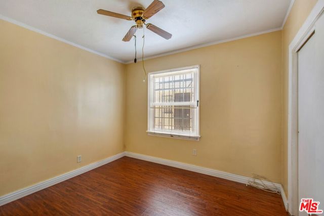 604 W 106th Street, Los Angeles CA: https://media.crmls.org/mediaz/b60163db-1c0f-4234-a6f6-1bc79ca480d3.jpg