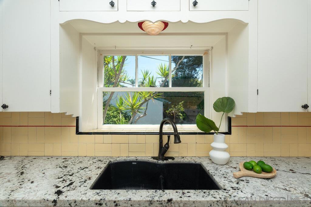 MLS #250036804SD image #35