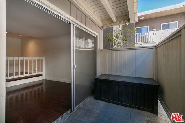 4859 Coldwater Canyon Avenue, Sherman Oaks CA: https://media.crmls.org/mediaz/b6020738-683f-4bc6-9597-ff680474398a.jpg