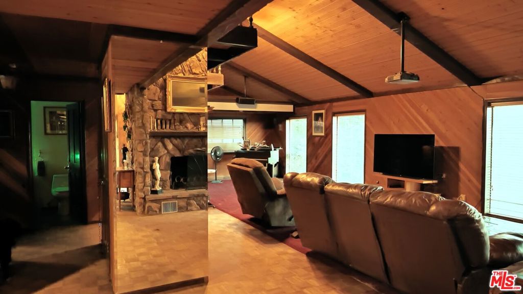 MLS #25613265 image #24