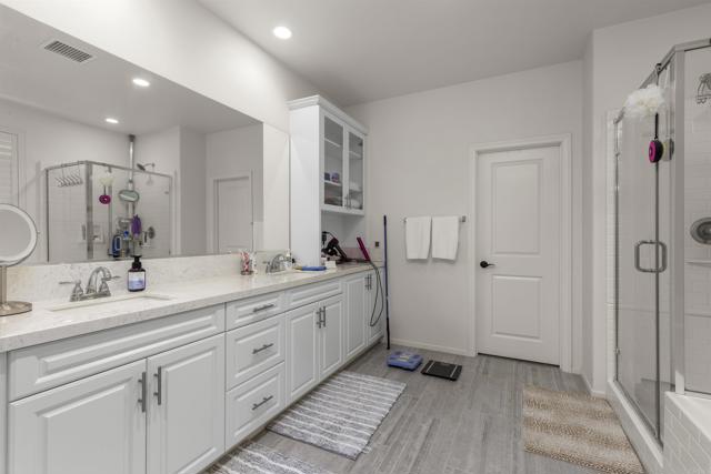 34885 Heartland Lane, Murrieta CA: https://media.crmls.org/mediaz/b6033c8d-9962-4c86-9f71-515276c7014d.jpg