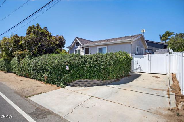 Detail Gallery Image 8 of 75 For 145 Mesa Dr, Camarillo,  CA 93010 - 5 Beds | 4/1 Baths