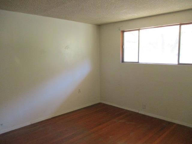34120 Fabry Road, Soledad CA: https://media.crmls.org/mediaz/b603cdda-78c5-4bcd-a408-6d3dc56886bc.jpg