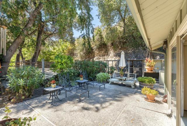 53 Southbank Road, Carmel Valley CA: https://media.crmls.org/mediaz/b604178e-16a8-4de5-aa6b-7cc747c9415b.jpg