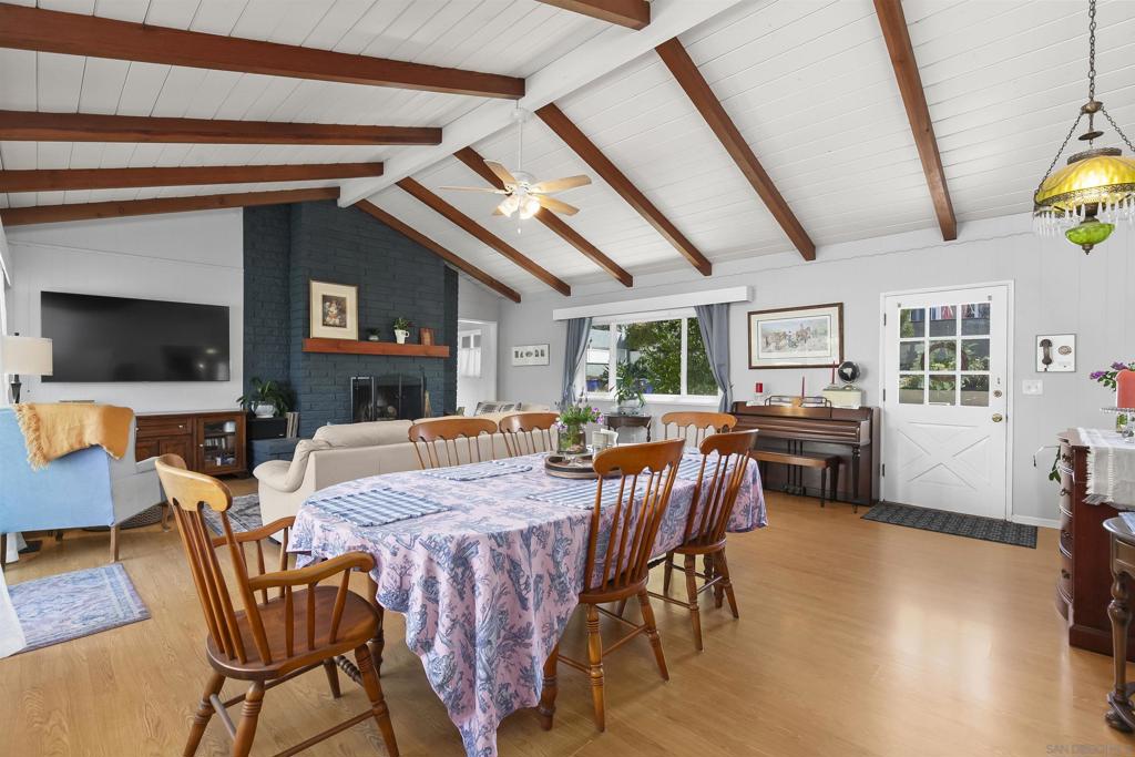 MLS #250036423SD img 7