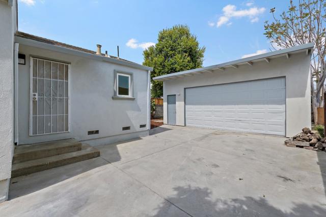 270 N 26th Street, San Jose CA: https://media.crmls.org/mediaz/b6048e2b-d078-4eb9-b18d-c061c11ca6a7.jpg