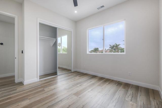962 Florence St, Imperial Beach CA: https://media.crmls.org/mediaz/b604b8a7-ba22-44d3-b068-995cf15c31cb.jpg