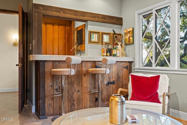 Detail Gallery Image 7 of 40 For 1990 Valley Meadow Dr, Oak View,  CA 93022 - 4 Beds | 2/1 Baths