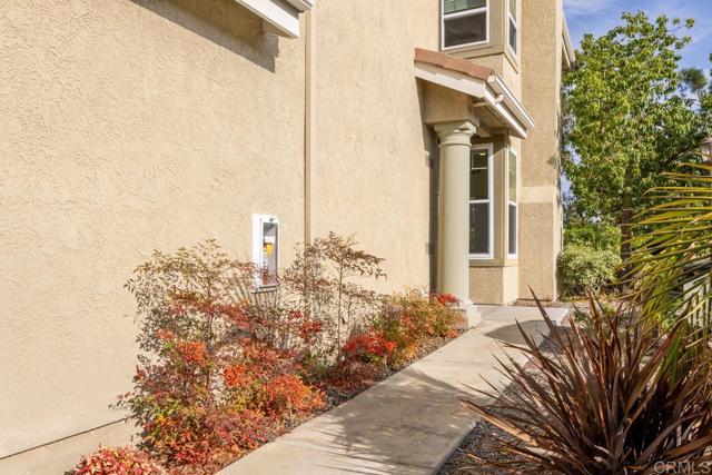 Detail Gallery Image 5 of 38 For 12415 Ruette Alliante, San Diego,  CA 92130 - 4 Beds | 2/1 Baths