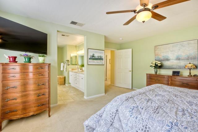 Detail Gallery Image 26 of 46 For 11590 Trailbrook Ln, San Diego,  CA 92128 - 4 Beds | 3 Baths