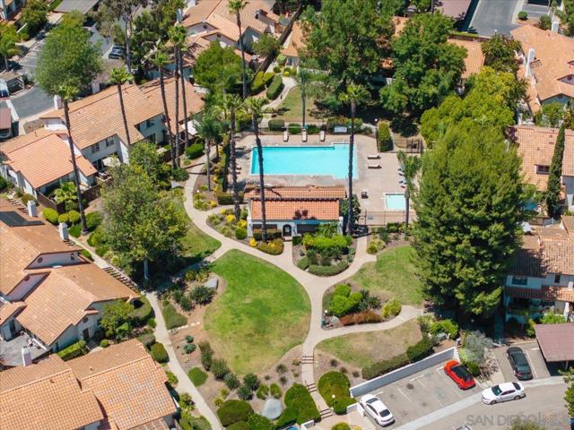 1651 S Juniper, Escondido CA: https://media.crmls.org/mediaz/b6067f38-b184-4256-8b6b-420166fc92f6.jpg