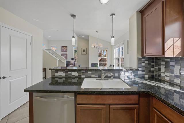 80049 Silver Sage Lane, La Quinta CA: https://media.crmls.org/mediaz/b606c0d1-76f4-41b3-8a34-9d5777ecfafc.jpg