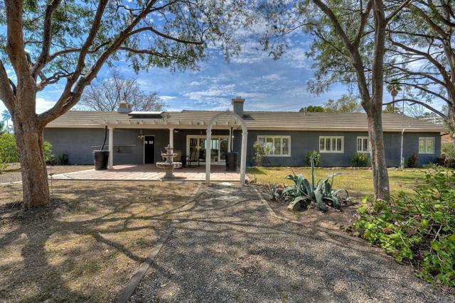 31503 Stardust Lane, Valley Center CA: https://media.crmls.org/mediaz/b607ac8e-36df-491a-81c6-c9607f882b04.jpg