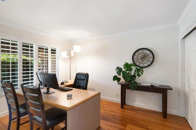 1163 Lomitas Ave, Livermore CA: https://media.crmls.org/mediaz/b609218e-c15c-42ac-871f-eb08ac39d5b4.jpg