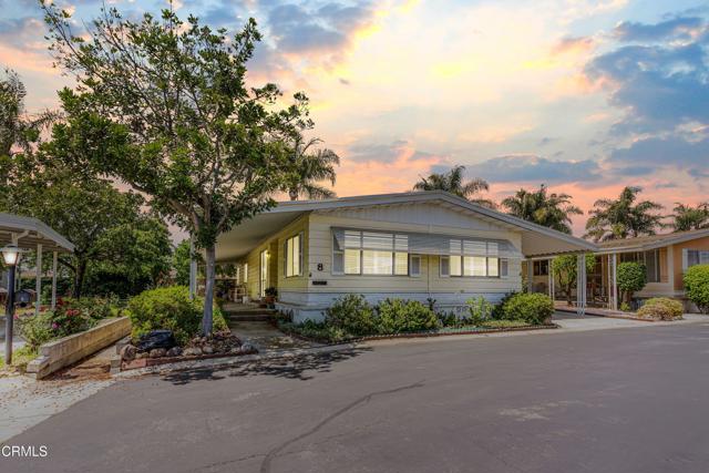 Detail Gallery Image 1 of 28 For 8 204 Calle Fronte #204,  Camarillo,  CA 93012 - 2 Beds | 2 Baths