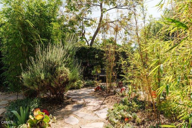 Detail Gallery Image 41 of 45 For 1300 Meadowbrook Rd, Altadena,  CA 91001 - 3 Beds | 2 Baths