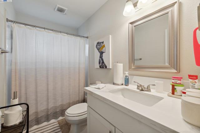 5112 Tyson Ave, Modesto CA: https://media.crmls.org/mediaz/b6098681-ca1c-4cfc-9dcc-37f18ab0cd0c.jpg