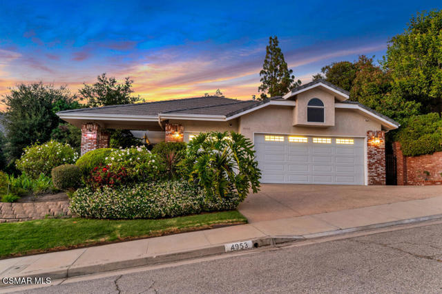 4953 Kilburn Court, Oak Park CA: https://media.crmls.org/mediaz/b60ab331-9ec8-4b77-86d7-cc46821c417f.jpg