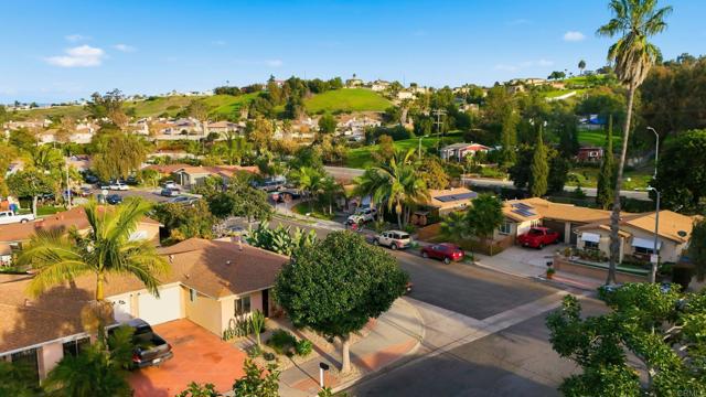 Detail Gallery Image 32 of 39 For 102 Magdalena Dr, Oceanside,  CA 92057 - 2 Beds | 1 Baths
