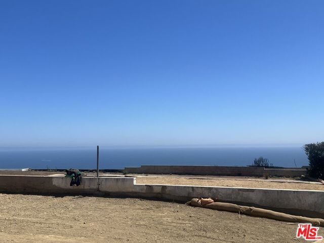 Drew Fenton | 1224 Lachman Lane Pacific Palisades CA | MLS: 7444160 Drew Fenton | 1224 Lachman Lane Pacific Palisades CA | MLS: 7444160