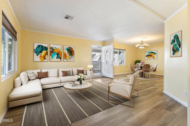 Detail Gallery Image 11 of 29 For 180 Camelia Way #180,  Ventura,  CA 93004 - 2 Beds | 2 Baths