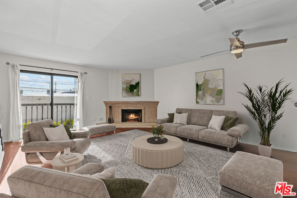 2480 Penmar Avenue #2