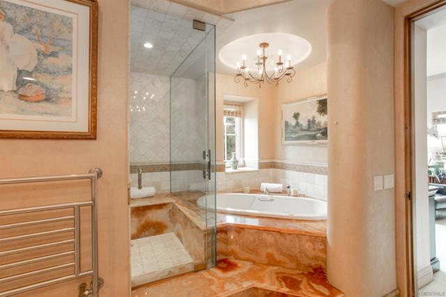 7206 Aviara Drive, Carlsbad CA: https://media.crmls.org/mediaz/b60ff665-e410-4687-9ed9-ee3b31c54c23.jpg