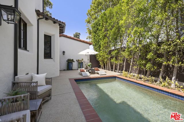 2714 Forrester Drive, Los Angeles CA: https://media.crmls.org/mediaz/b6100337-2d67-4bee-991e-d105755c2364.jpg