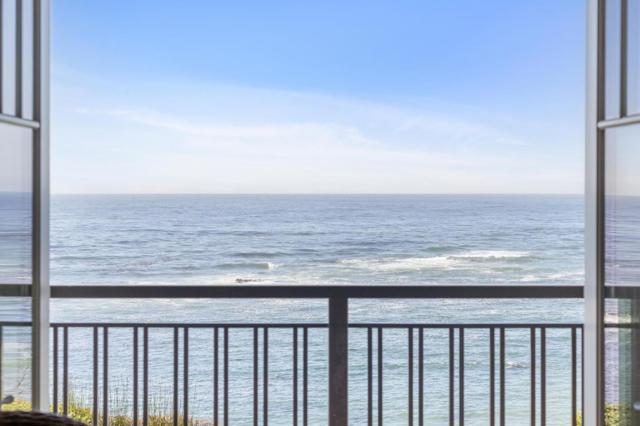 263 Nevada Avenue, Moss Beach CA: https://media.crmls.org/mediaz/b6105a48-db46-4a51-bc90-e98439fe7c77.jpg
