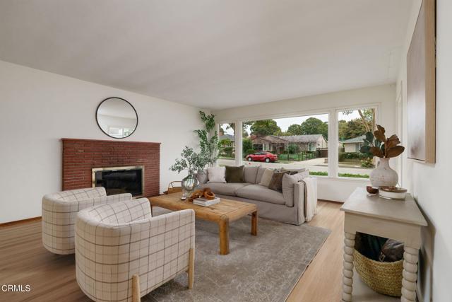 209 Dorothy Avenue, Ventura CA: https://media.crmls.org/mediaz/b6109f25-40d1-49bf-847b-7eb1c1de5df1.jpg