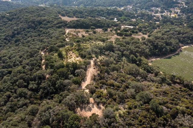 417 Maher Road, Royal Oaks CA: https://media.crmls.org/mediaz/b611102a-2efc-4242-a813-170d851b2c76.jpg