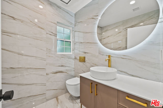 847 Huntley Drive, West Hollywood CA: https://media.crmls.org/mediaz/b611900c-8852-4ad5-ac79-85ed673e6831.jpg
