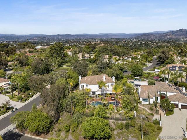 2505 Monterey Glen, Escondido CA: https://media.crmls.org/mediaz/b61343e2-e911-45ca-bd4b-fdaf86cb459e.jpg