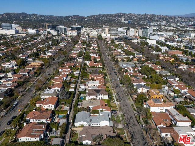 337 Rodeo Drive, Beverly Hills, California 90212, 4 Bedrooms Bedrooms, ,3 BathroomsBathrooms,Single Family Residence,For Sale,Rodeo,25480851