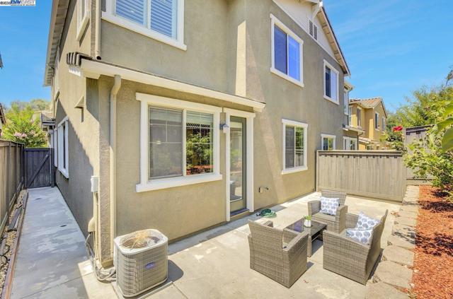41538 Casabella Cmn, Fremont CA: https://media.crmls.org/mediaz/b613adb2-4e11-4855-ae2b-5850f5d27763.jpg