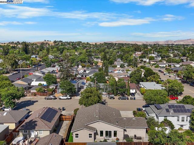 741 N N St, Livermore CA: https://media.crmls.org/mediaz/b614074b-cdb0-4ab8-9c52-0f0ee67cc002.jpg