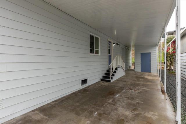 3535 Linda Vista Drive, San Marcos CA: https://media.crmls.org/mediaz/b614c6d5-de19-443b-995d-1ee853271967.jpg