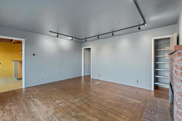 268 Olympian Way, Pacifica CA: https://media.crmls.org/mediaz/b614f5b4-4b88-43f4-8fbe-7ce180ce36cb.jpg