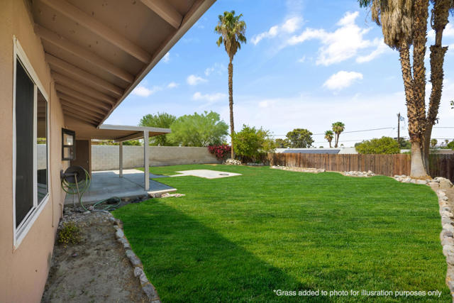 42720 Kansas Street, Palm Desert CA: https://media.crmls.org/mediaz/b614fac9-1d16-4180-8f2a-48691d05241d.jpg